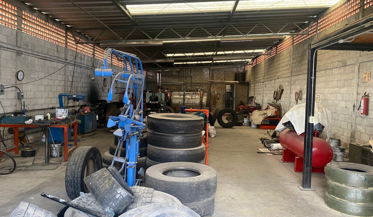 Bodega industrial en venta San Lorenzo Chachapa